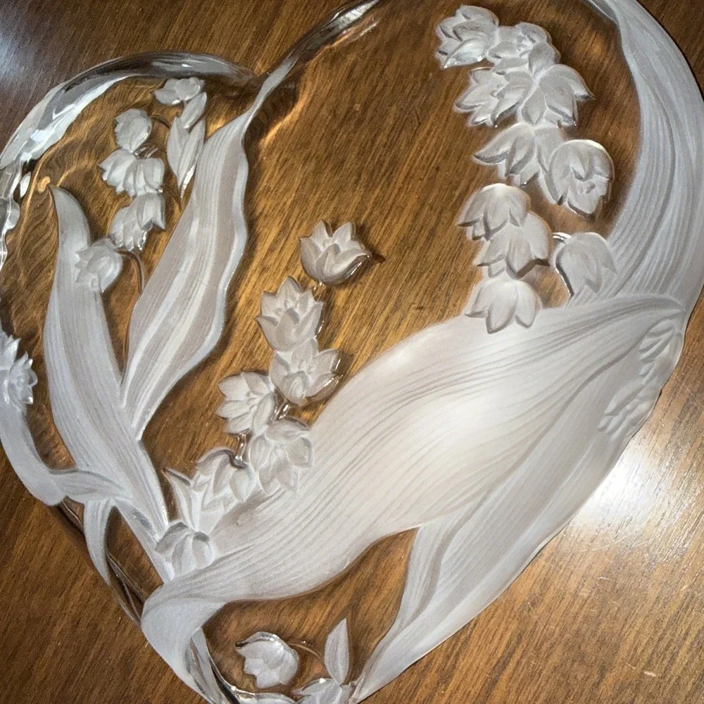 Savior Vivre Crystal Heart Platter Lily Of‎ The Valley Clear Frosted Glass 10